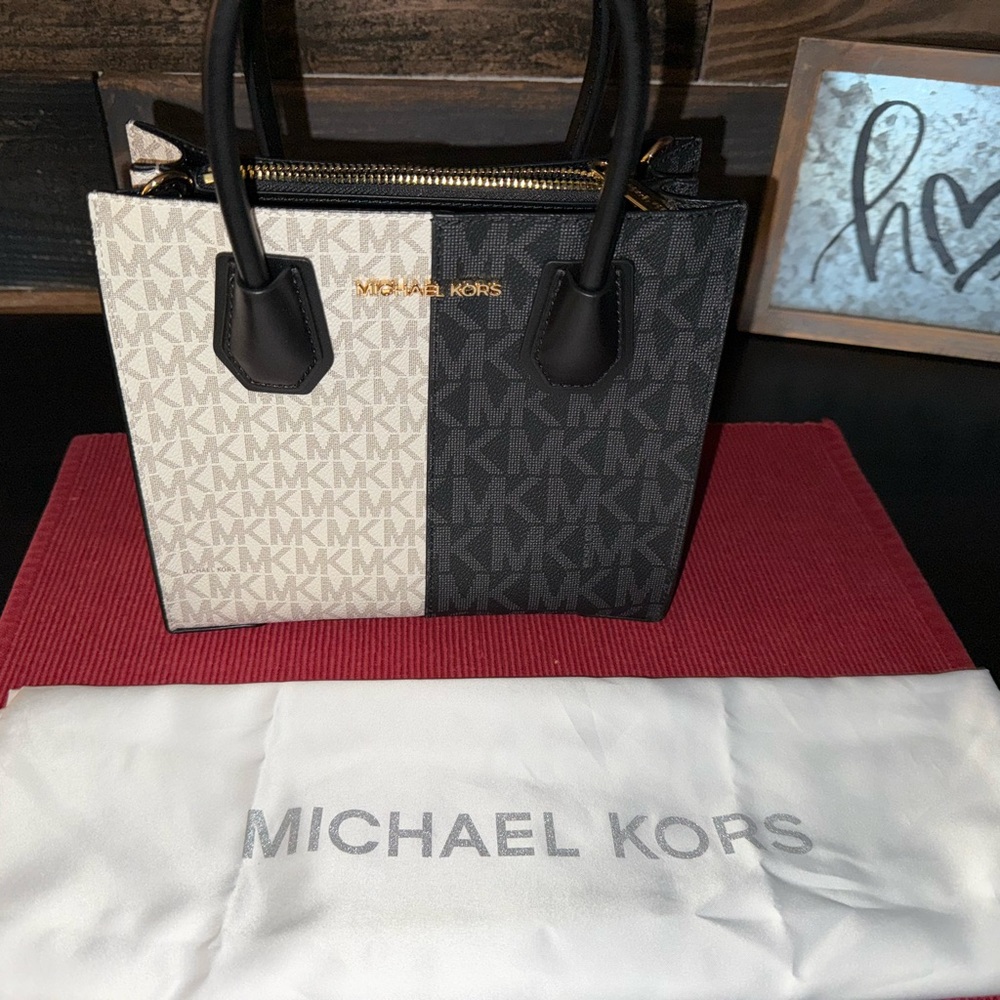 Michael Kors Mercer Medium Two-Tone Logo Bag